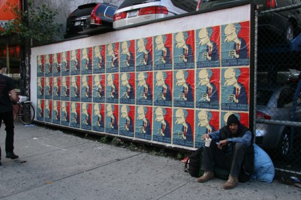 Artist Monty Burns for mayor(burnsformayor.com)10-25-09 photo ray mock